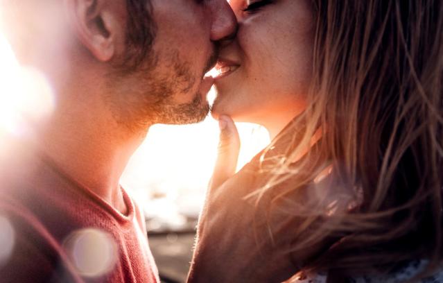 Pourquoi le French kiss est français pour les anglais